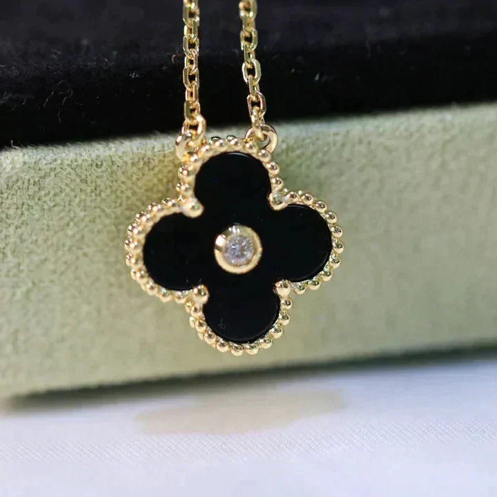 [Clover-Jewelry]CLOVER 15MM DIAMOND ONYX NECKLACE