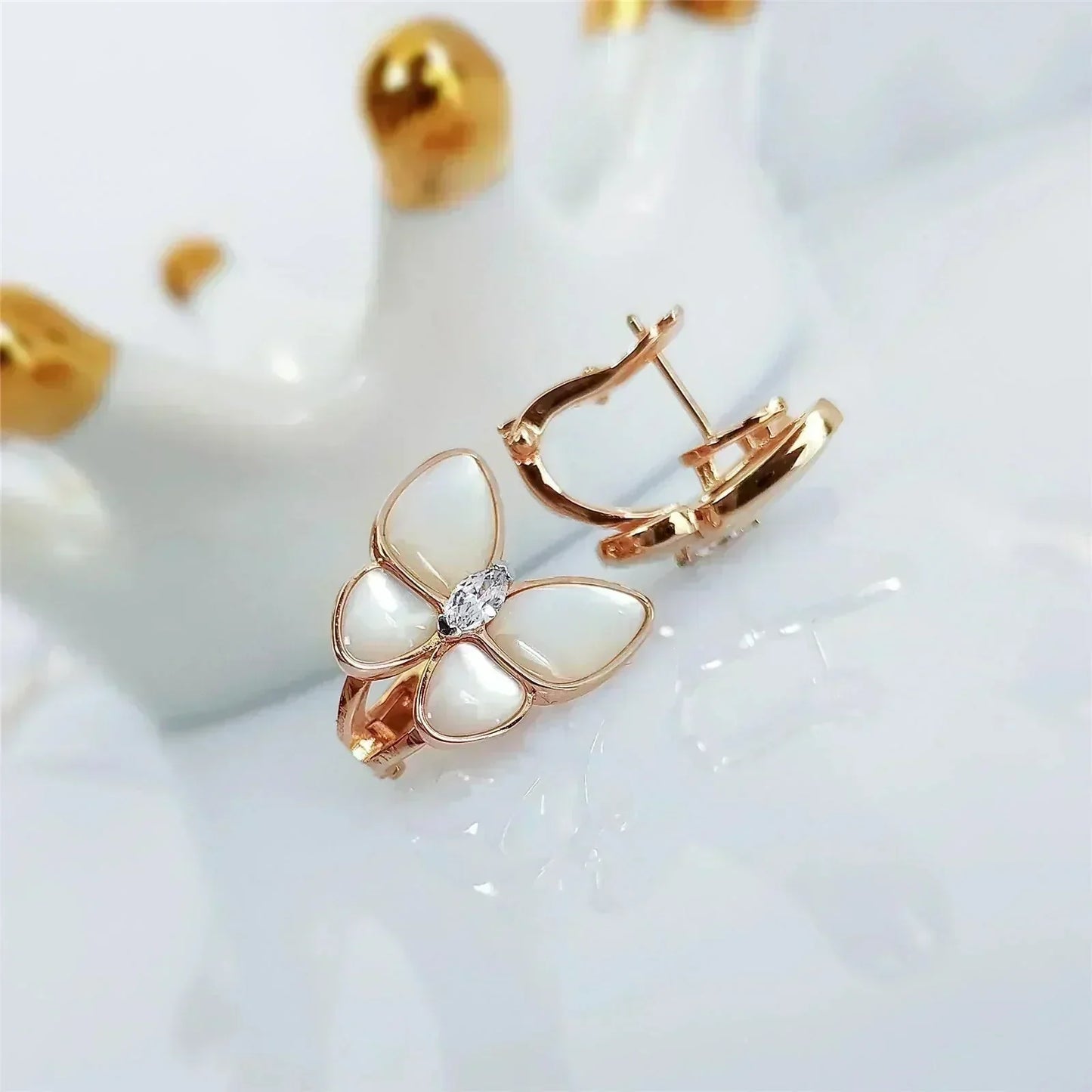 [Clover-Jewelry]BUTTERFLY MOP DIAMOND EARRINGS