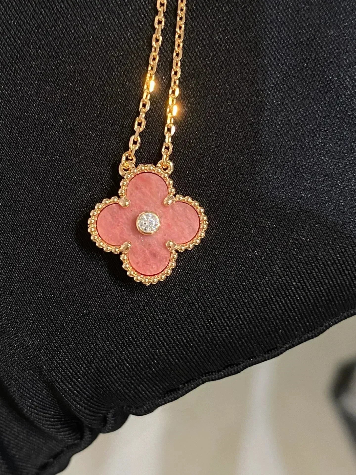 [Clover-Jewelry]CLOVER 15MM DIAMOND RHODONITE NECKLACE