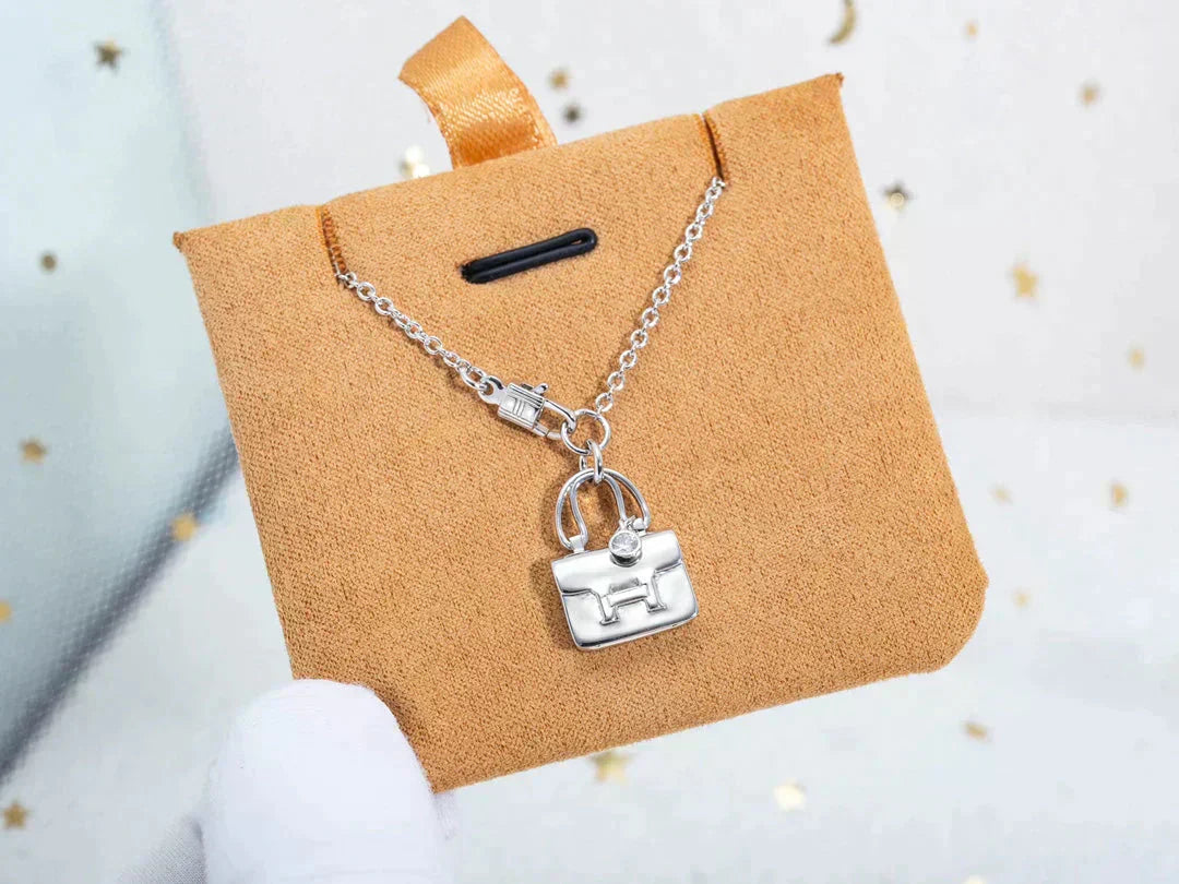 [Clover-Jewelry]AMULETTE PEDANT SILVER NECKLACE