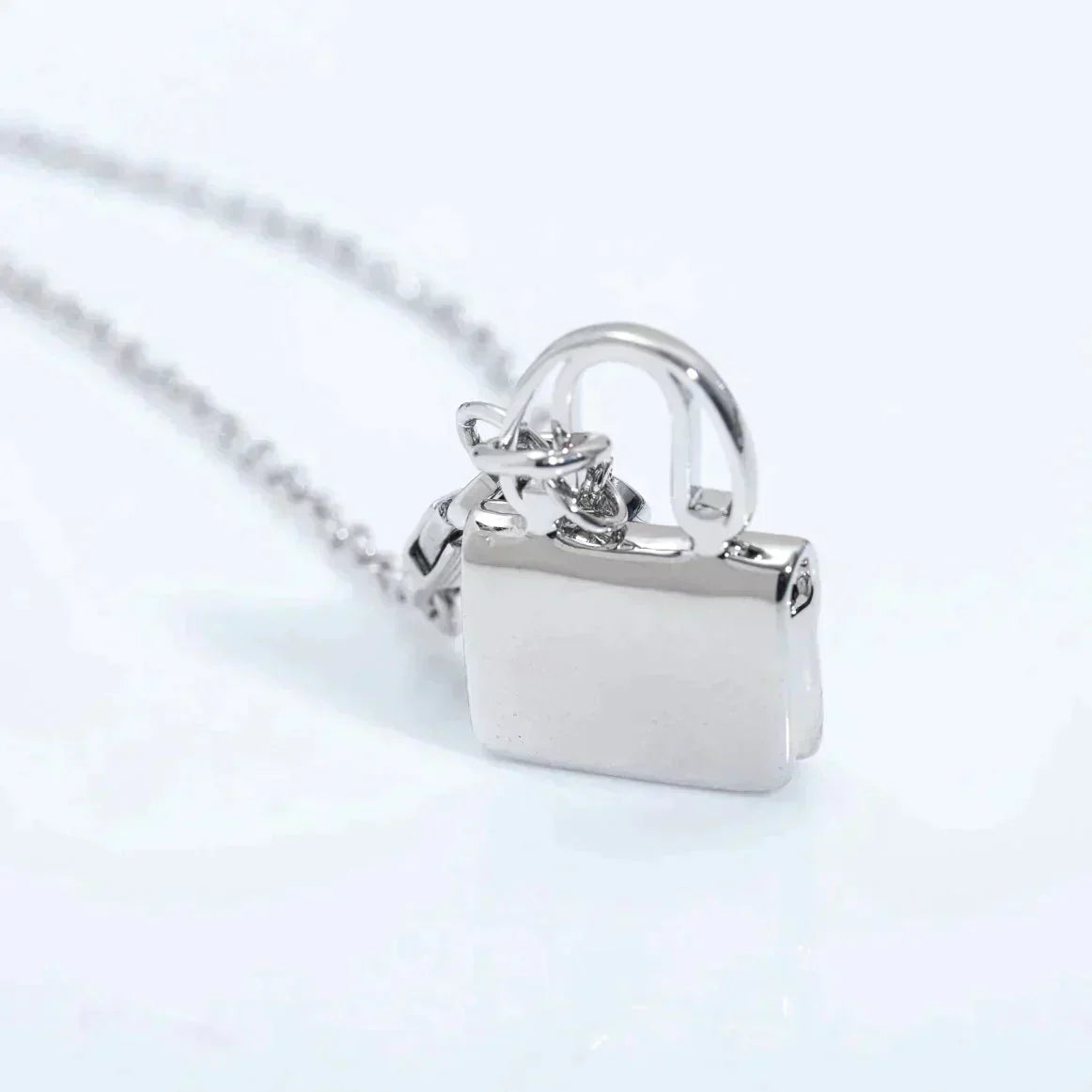 [Clover-Jewelry]AMULETTE PEDANT SILVER NECKLACE