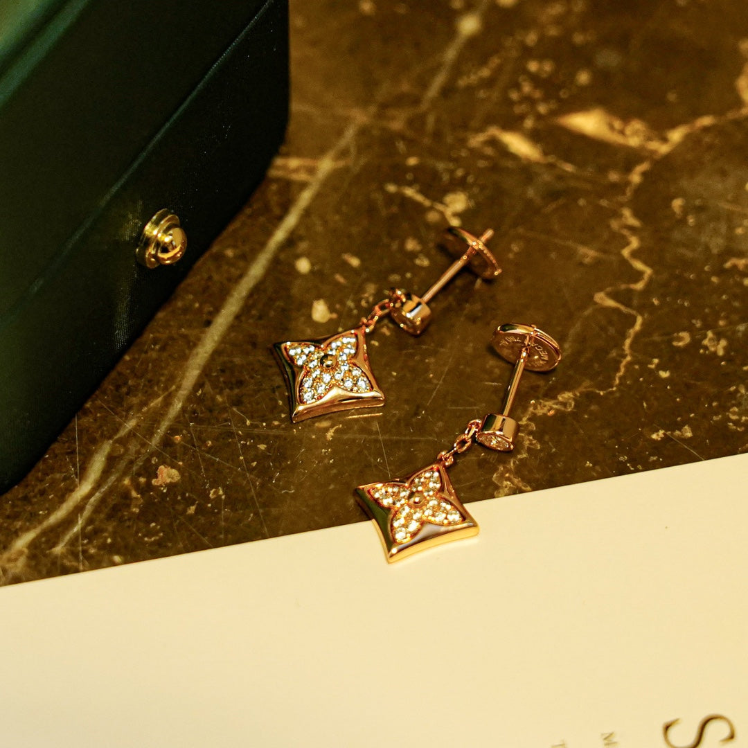 [Clover-Jewelry]STAR DIAMONDS EARRINGS GOLD