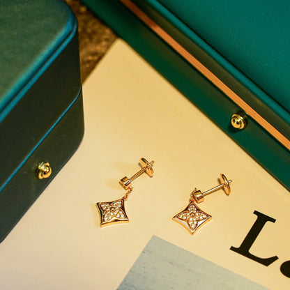 [Clover-Jewelry]STAR DIAMONDS EARRINGS GOLD