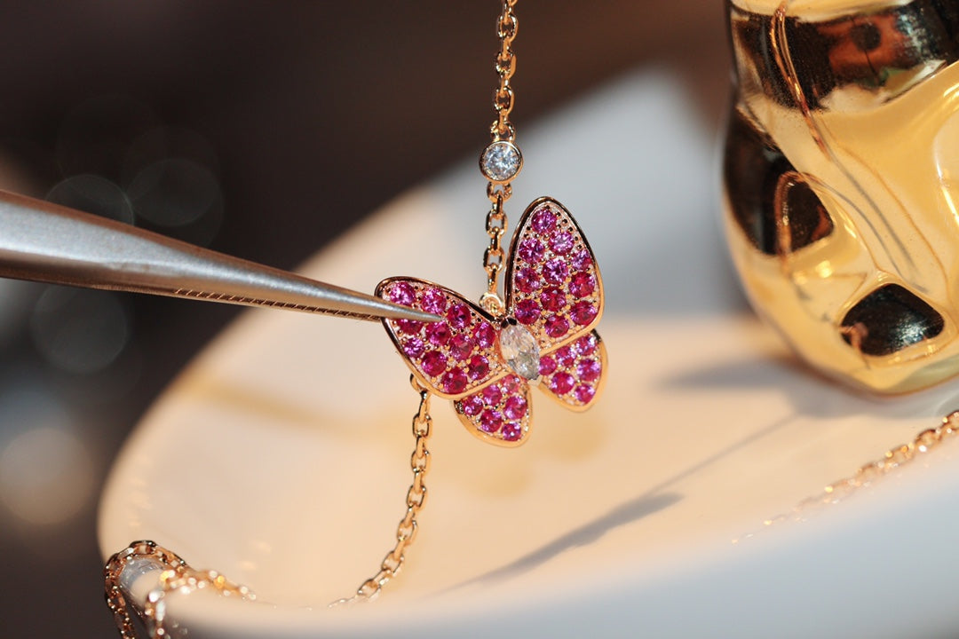 [Clover-Jewelry]BUTTERFLY RED DIAMOND ROSE GOLD NECKLACE