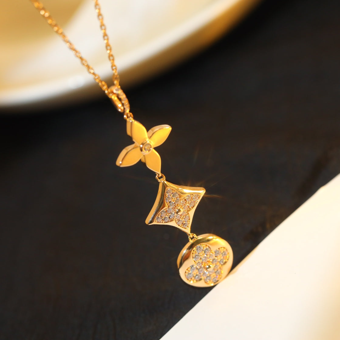 [Clover-Jewelry]STAR AND SUN DIAMOND PINK GOLD NECKLACE