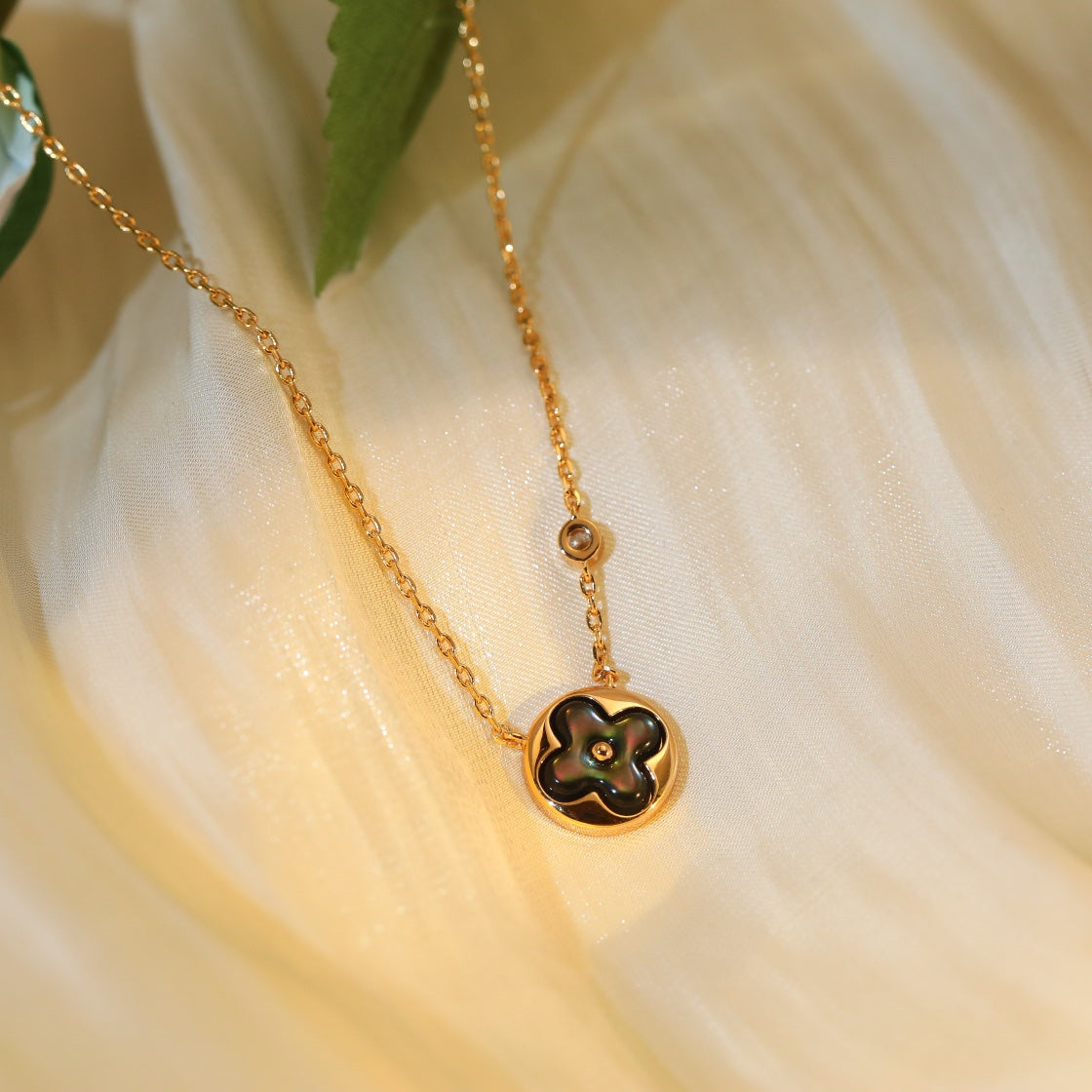 [Clover-Jewelry]SUN PEDANT PINK GOLD 1 DIAMOND NECKLACE