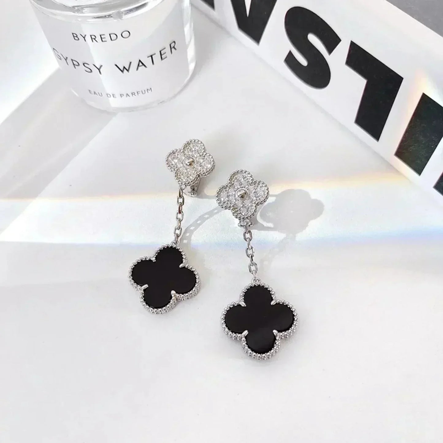 [Clover-Jewelry]CLOVER 2 MOTIFS  DIAMOND ONYX EARRINGS SILVER