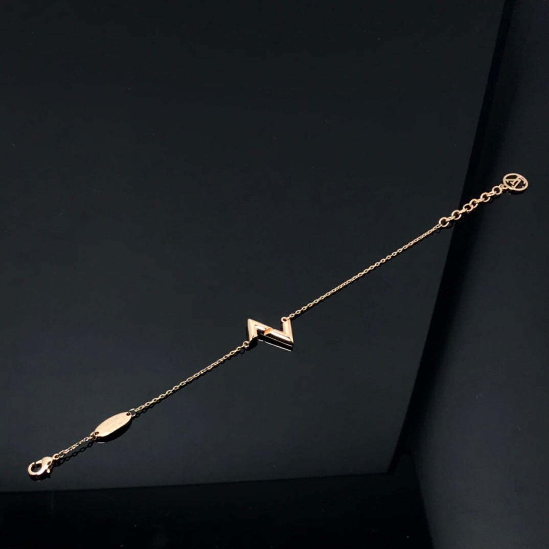 [Clover-Jewelry]VOLT LV LOGO BRACELET