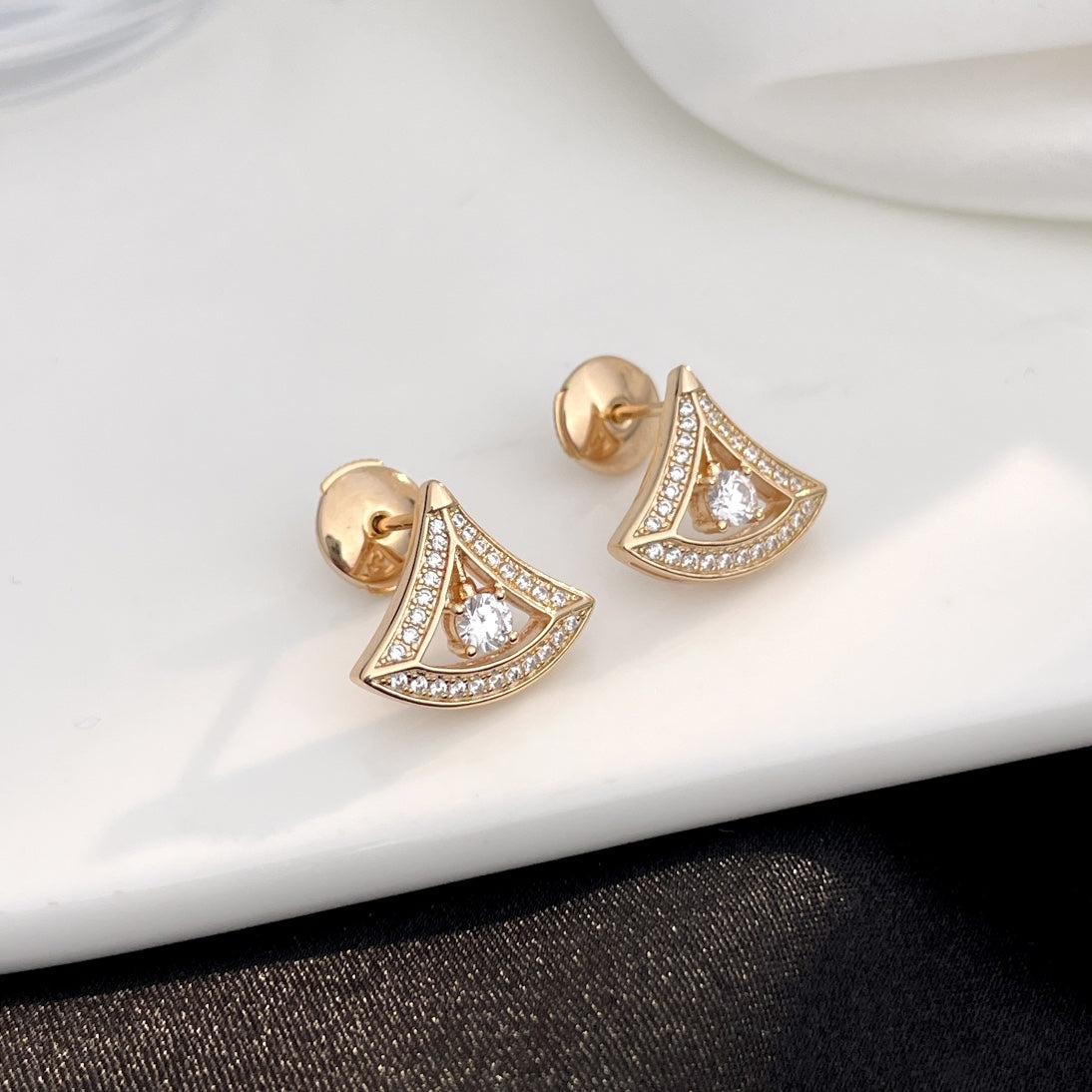 [Clover-Jewelry]DREAM MINI DIAMOND STUD EARRINGS