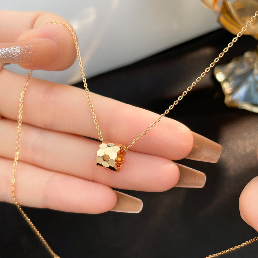 [Clover-Jewelry]BEE MINI NECKLACE