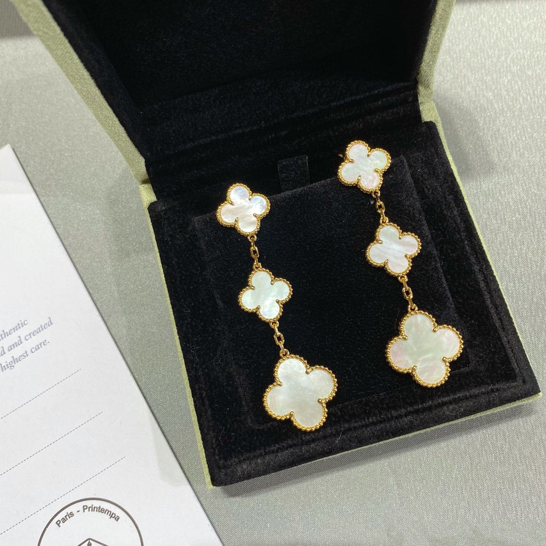 [Clover-Jewelry]CLOVER MOP 3 MOTIFS GOLD EARRINGS