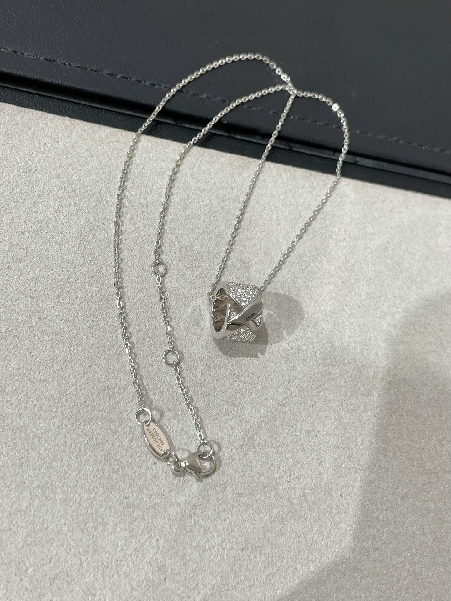 [Clover-Jewelry]LIENS EVIDENCE DIAMOND PAVED NECKLACE