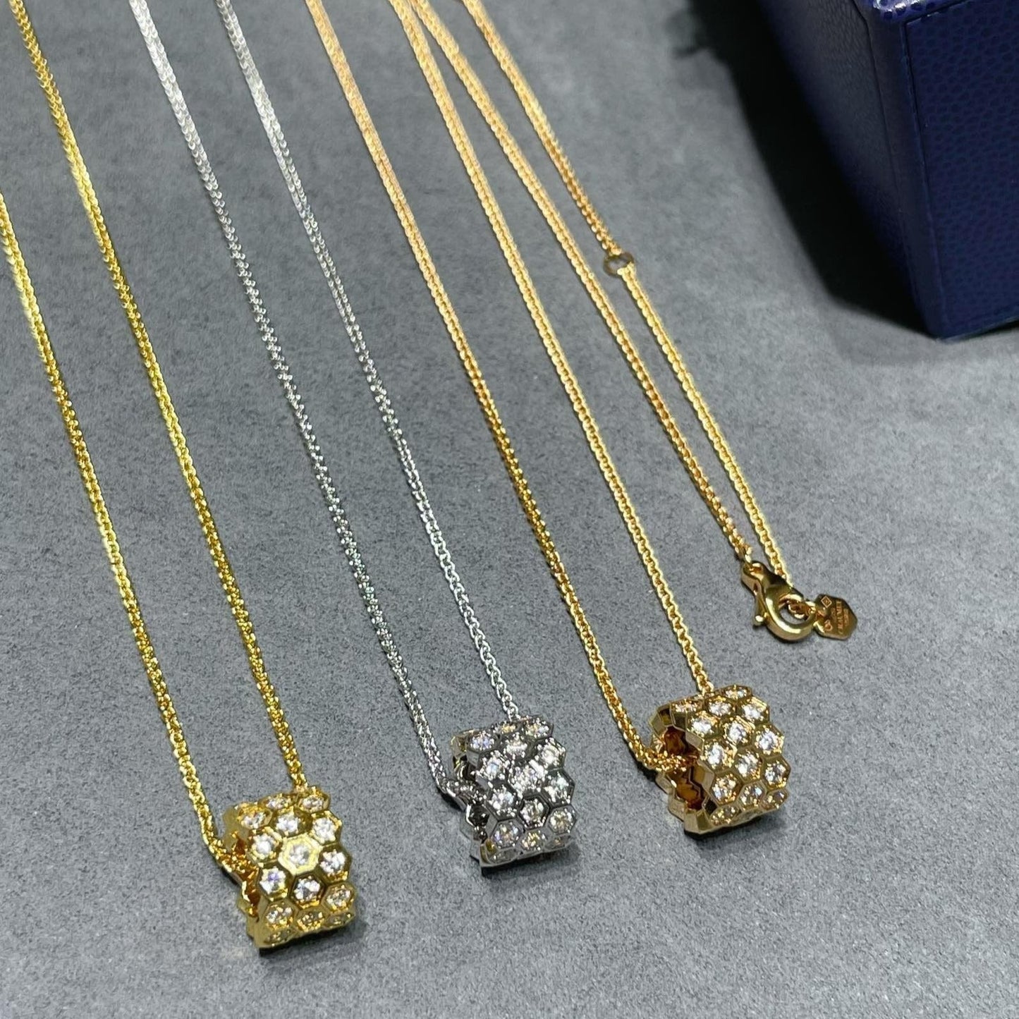 [Clover-Jewelry]BEE LOVE DIAMOND PAVED 3 ROW NECKLACE