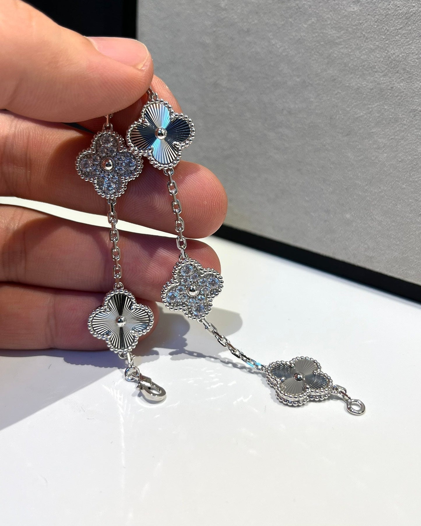 [Clover-Jewelry]CLOVER 5 MOTIF SILVER DIAMOND BRACELET