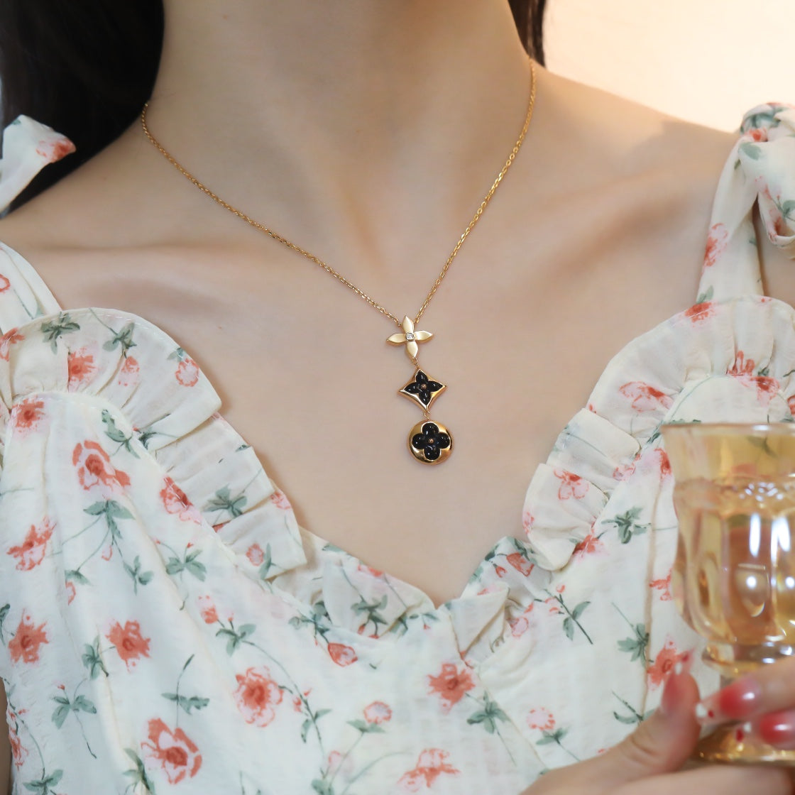 [Clover-Jewelry]STAR AND SUN ONYX PINK GOLD NECKLACE