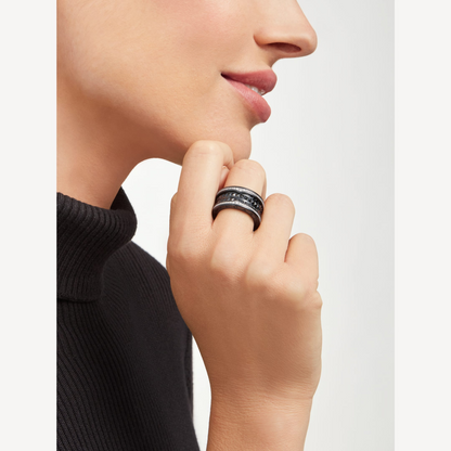 [Clover-Jewelry]ZERO 1 ROCK FOUR-BAND BLACK CERAMIC WITH STUDDED SPIRAL AND PAVED DIAMONDS RING