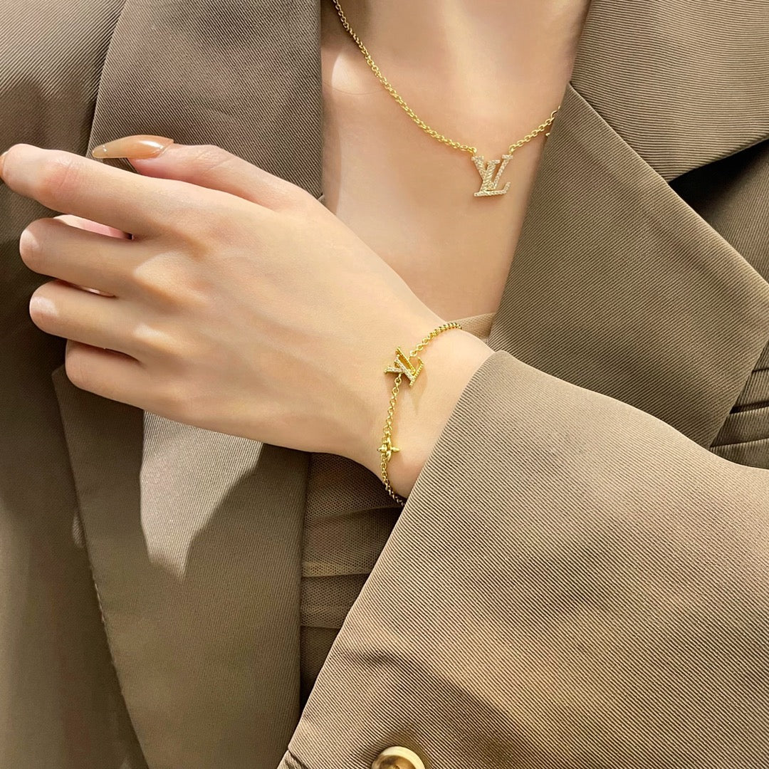 [Clover-Jewelry]LOGO STAR MOTIF GOLD BRACELET