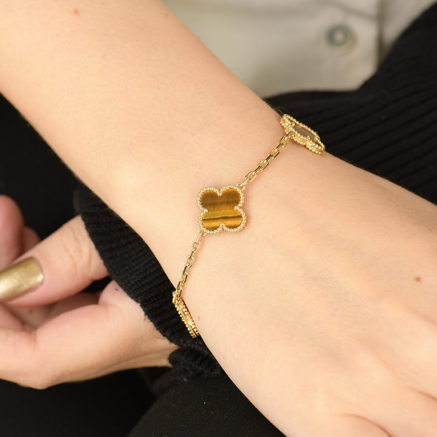 [Clover-Jewelry]CLOVER  5 MOTIFS TIGER EYE BRACELET