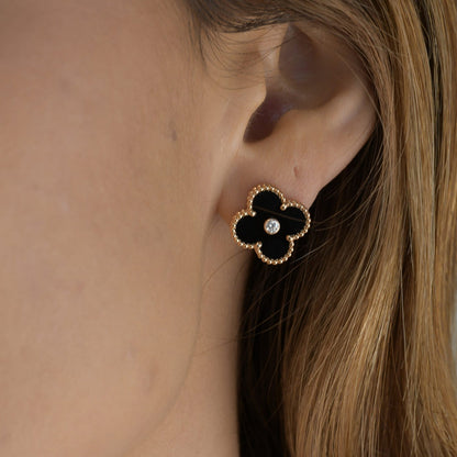 [Clover-Jewelry]CLOVER MEDIUM 1 MOTIFS ONYX DIAMOND EARRINGS