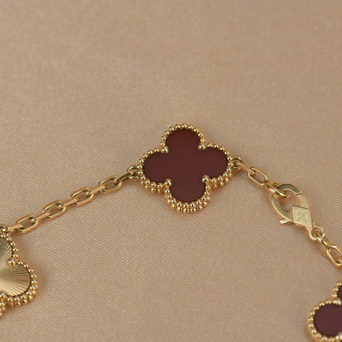 [Clover-Jewelry]CLOVER  5 MOTIFS CARNELIAN GOLD BRACELET