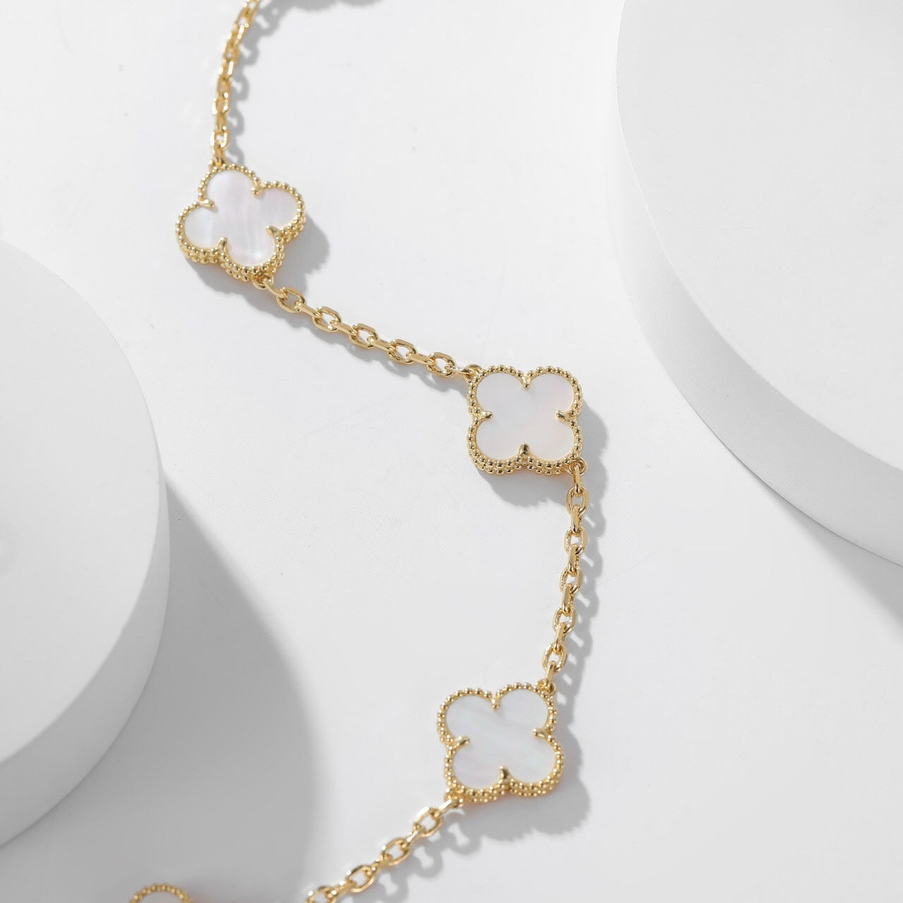 [Clover-Jewelry]CLOVER 10 MOTIFS WHITE MOTHER OF PEARL NECKLACE