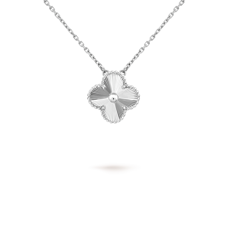 [Clover-Jewelry]CLOVER 15MM LASER NECKLACE SILVER