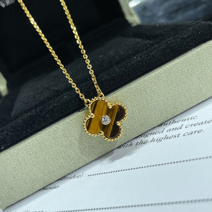 [Clover-Jewelry]CLOVER 15MM DIAMOND AND YELLOW TIGER'S EYE AGATE necklace