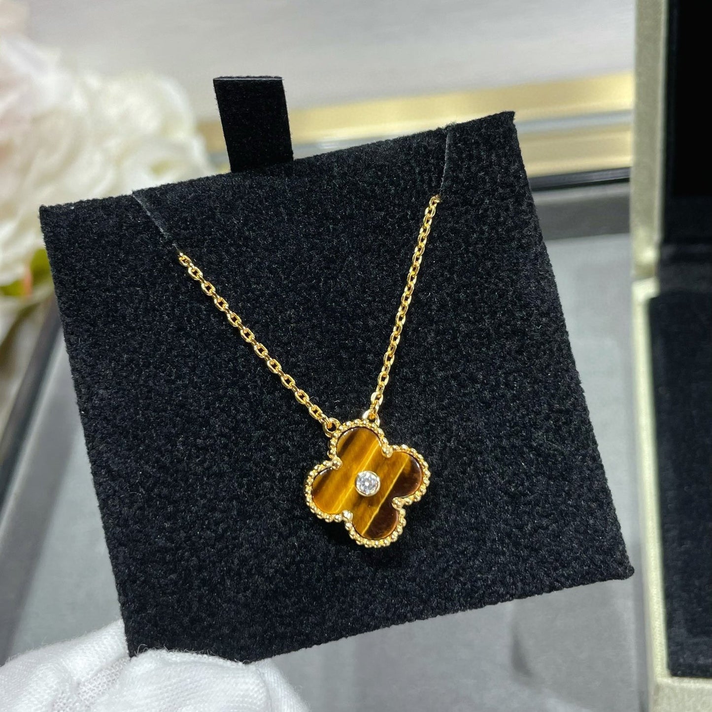 [Clover-Jewelry]CLOVER 15MM DIAMOND AND YELLOW TIGER'S EYE AGATE necklace