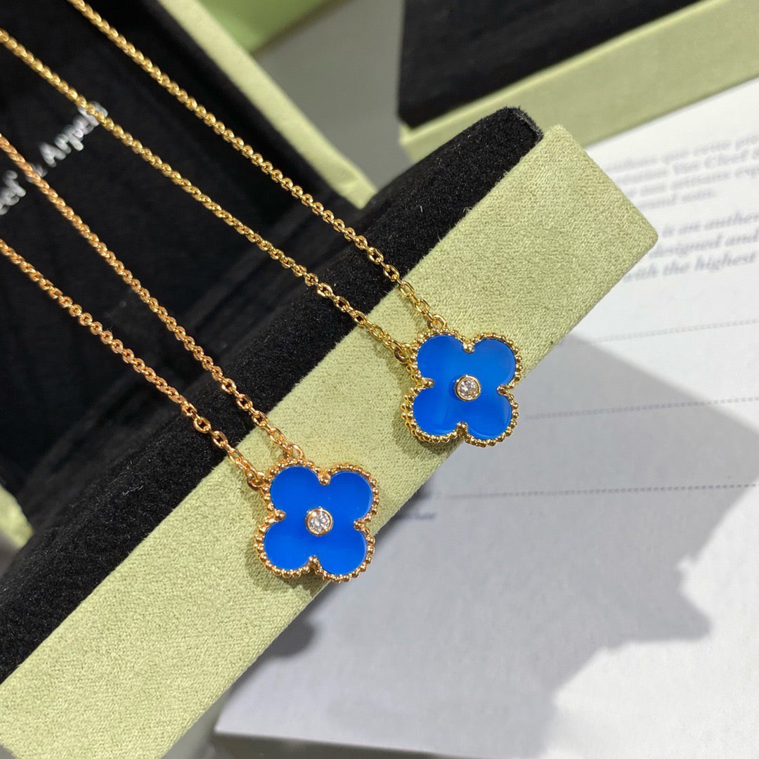 [Clover-Jewelry]CLOVER 15MM DIAMOND AND BLUE AGATE NECKLACE