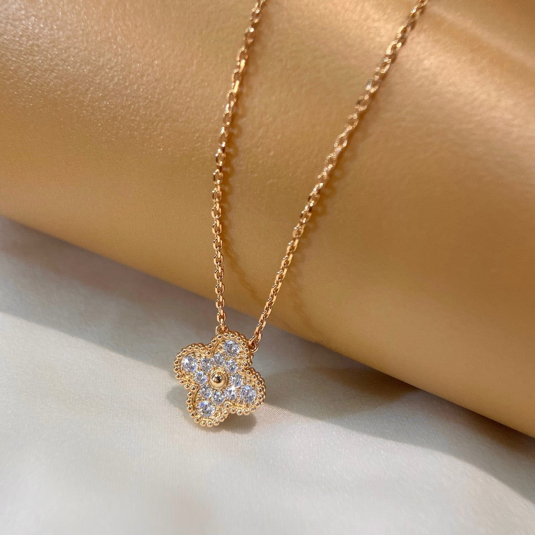 [Clover-Jewelry]CLOVER 15MM DIAMOND SINGLE FLOWER NECKLACE