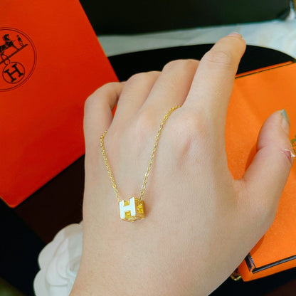 [Clover-Jewelry]H WHITE SQUARE GOLD NECKLACE