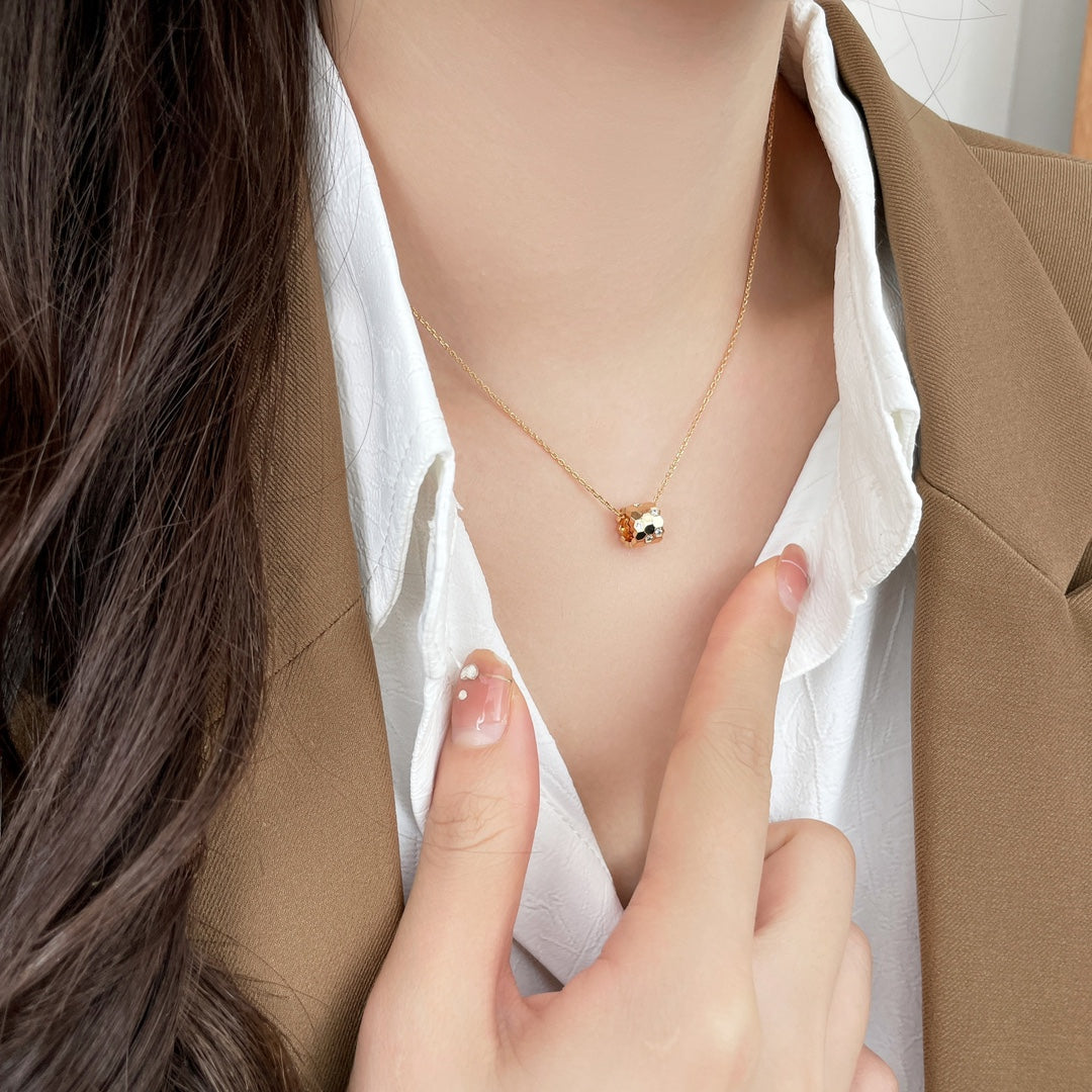 [Clover-Jewelry]BEE MINI PEDANT DIAMOND NECKLACE