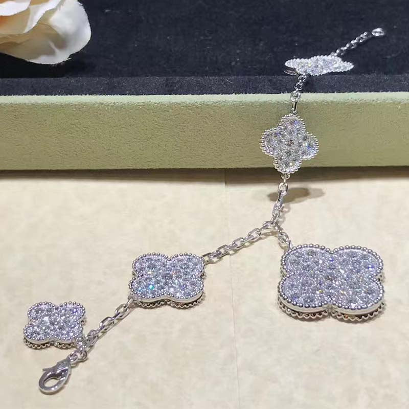 [Clover-Jewelry]CLOVER 6 MOTIFS SILVER DIAMOND BRACELET