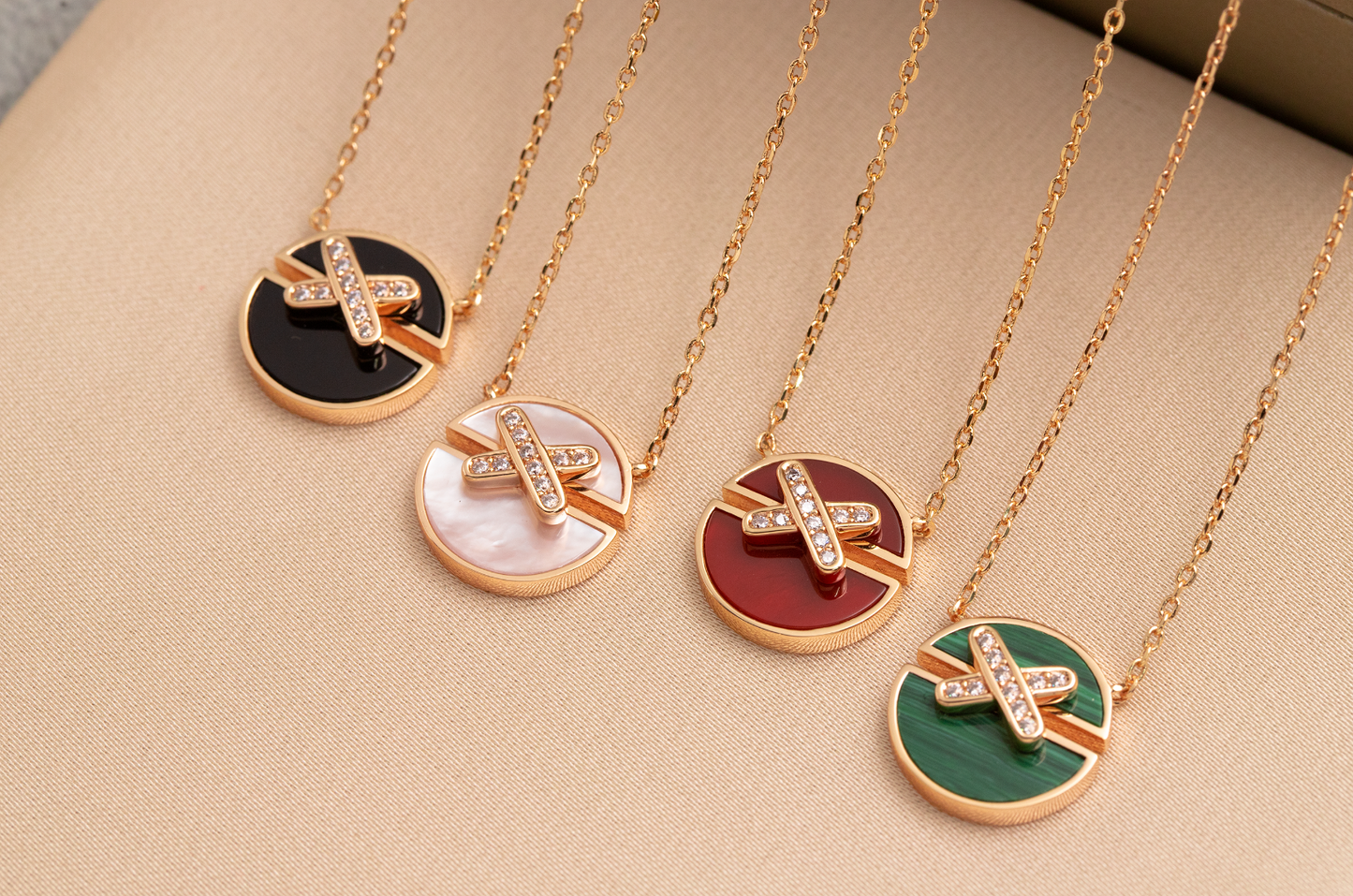 [Clover-Jewelry]JEUX DE PINK GOLD DIAMOND NECKLACE