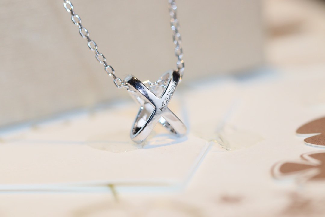 [Clover-Jewelry]JEUX DE DIAMOND NECKLACE