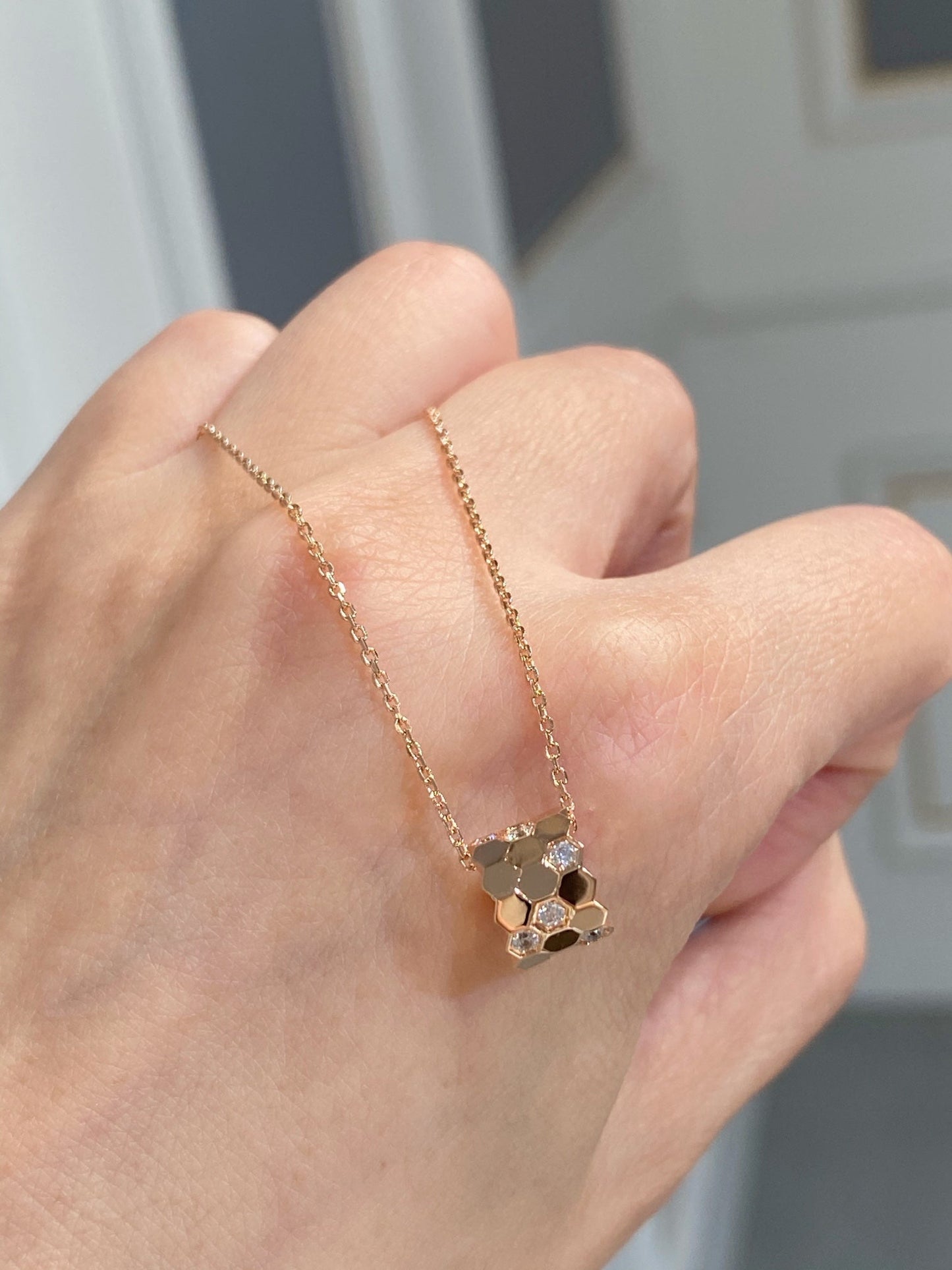 [Clover-Jewelry]BEE LOVE DIAMOND NECKLACE