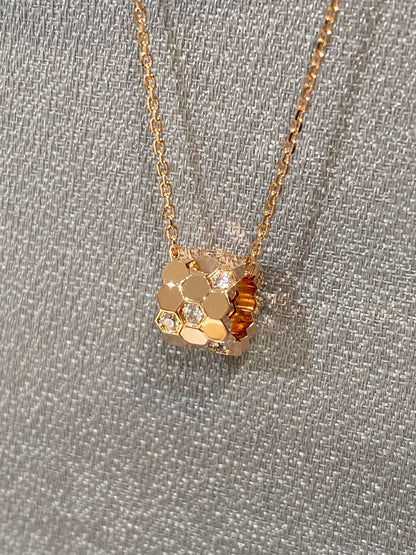 [Clover-Jewelry]BEE LOVE DIAMOND NECKLACE