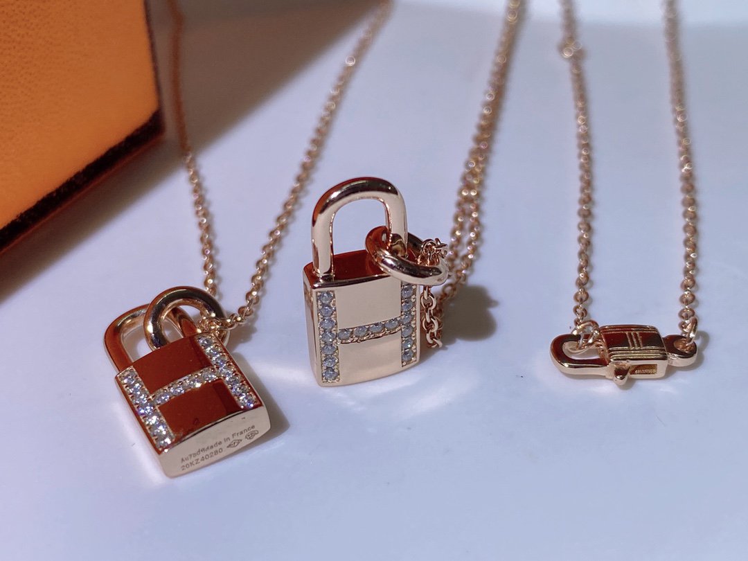 [Clover-Jewelry]HM ADVANCED NICHE LOCK HEAD NECKLACE DIAMONDS