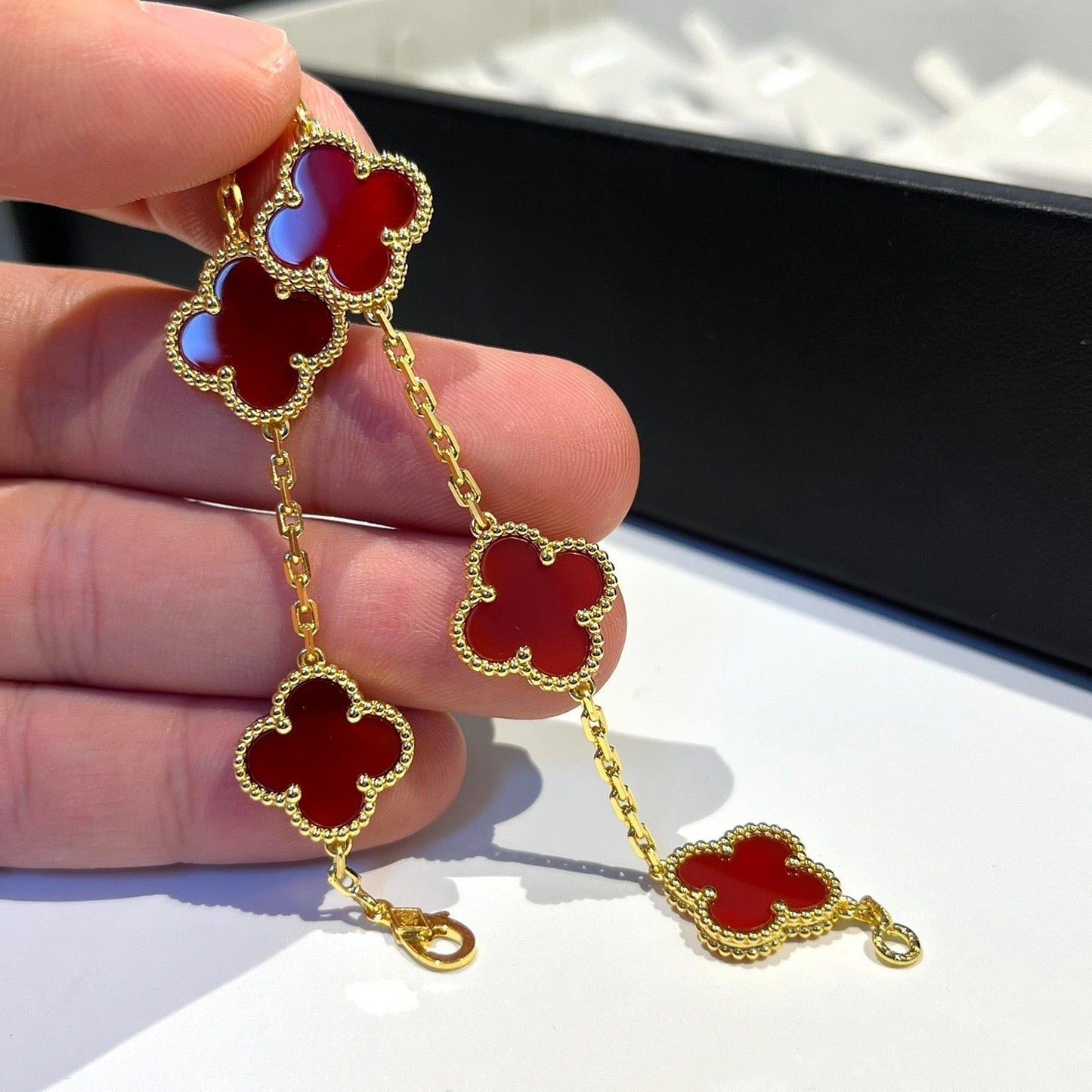 [Clover-Jewelry]CLOVER 5 MOTIFS RED AGATE  BRACELET