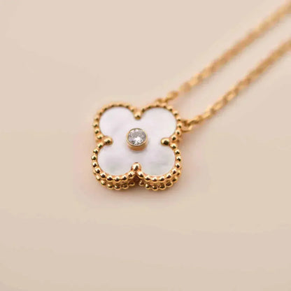 [Clover-Jewelry]CLOVER 15MM DIAMOND WHITE FRITILLARIA NECKLACE