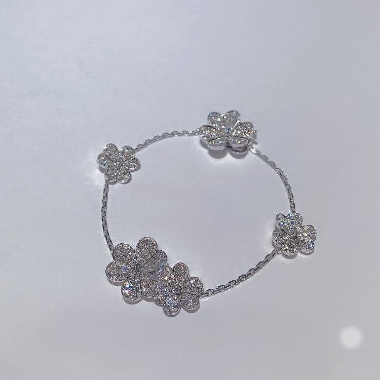 [Clover-Jewelry]FRIVOLE SILVER 5 FLOWERS BRACELET