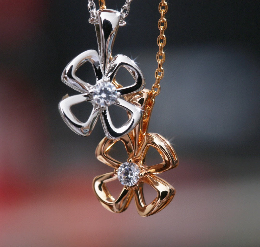 [Clover-Jewelry]FIOREVER NECKLACE DIAMOND CENTER